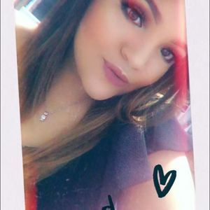 Meet your Posher, Lisa nicole